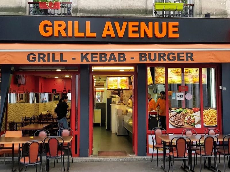 Illustration : devanture du restaurant fictif Grill Avenue