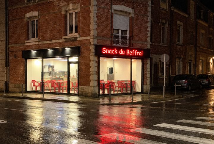 Devanture du restaurant Snack du Beffroi