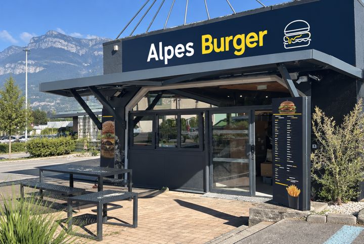 Devanture du restaurant Alpes Burger